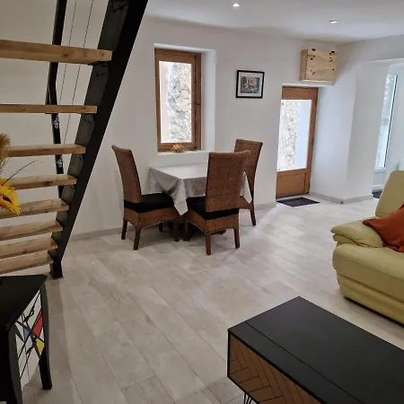 Maison De Village En Provence Sainte-Tulle